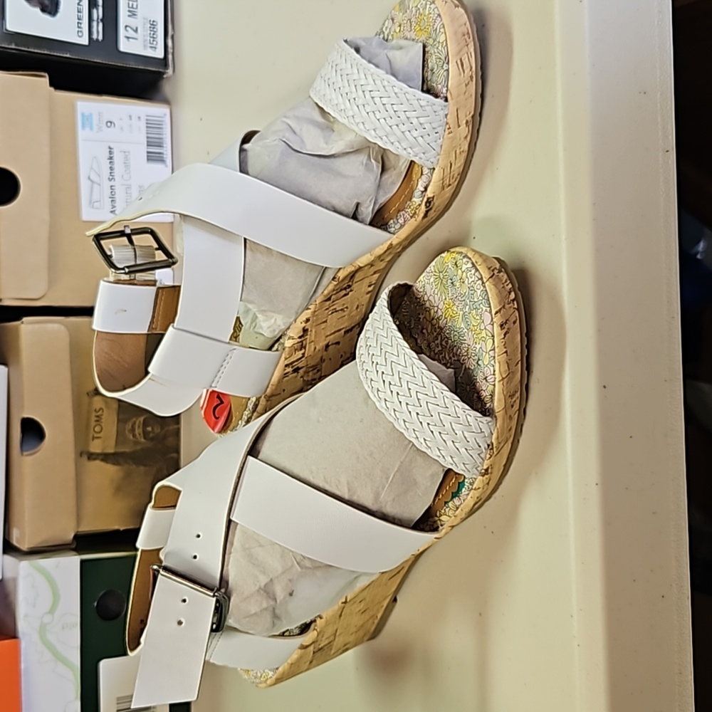 Girl Mia white woven Wedge
